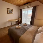 Lucky Apart Otel