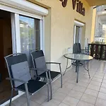 Apart Otel Lucky