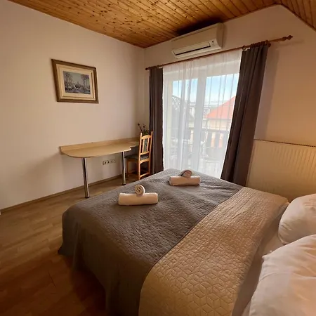 Lucky Aparthotel