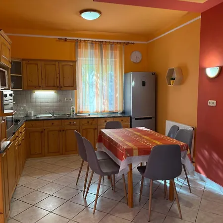 Lucky Aparthotel Hévíz