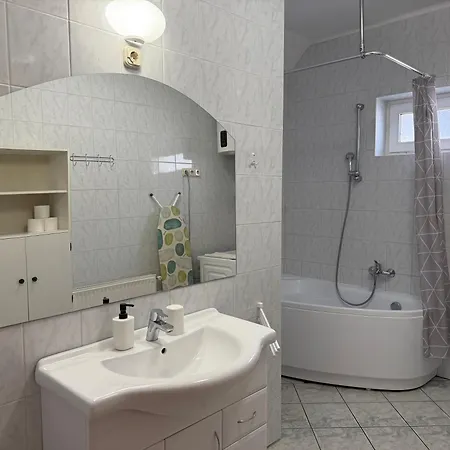 Lucky Aparthotel Heviz