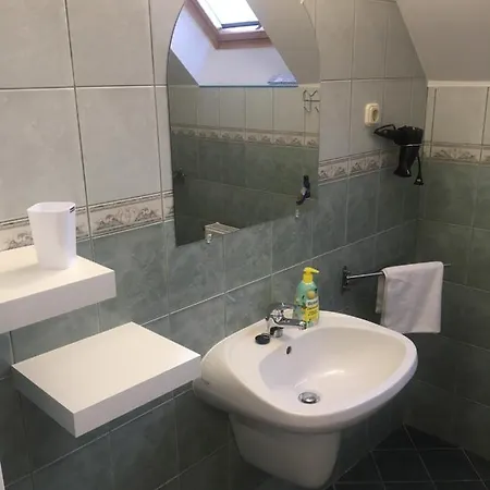 Lucky Aparthotel Heviz
