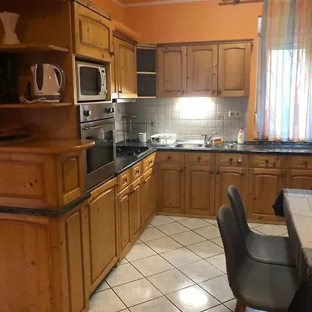 Lucky Aparthotel