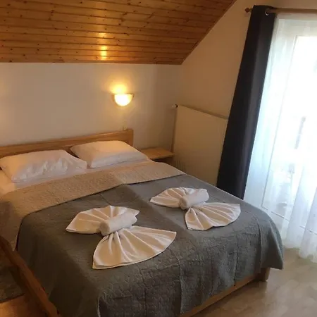 Lucky Aparthotel *