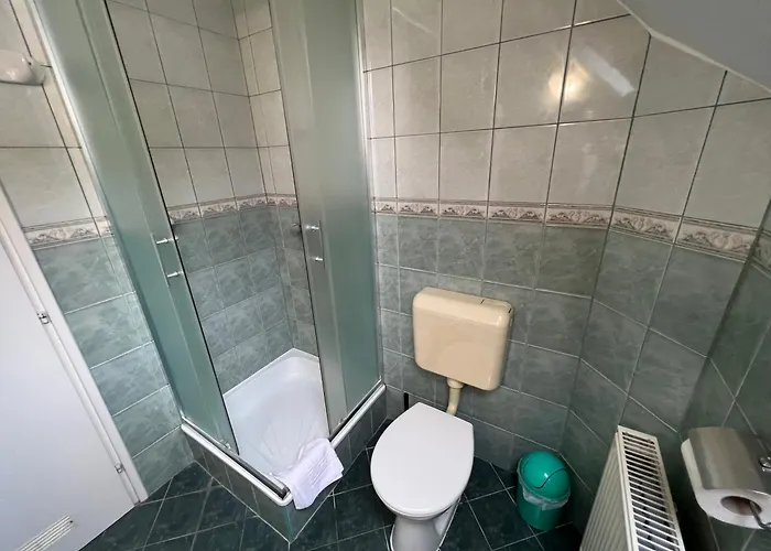 מלון דירות Lucky 4*