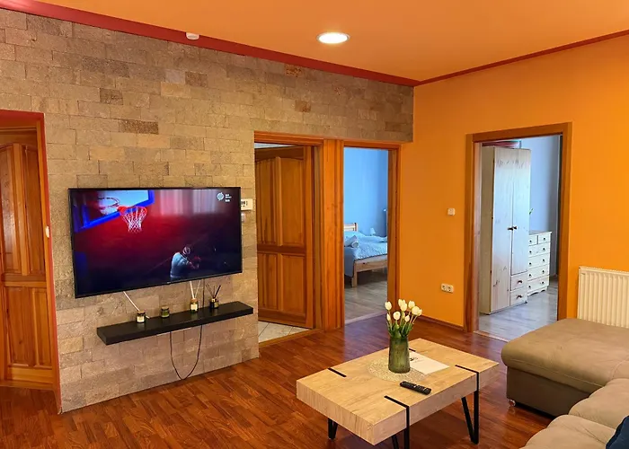 מלון דירות Lucky 4*